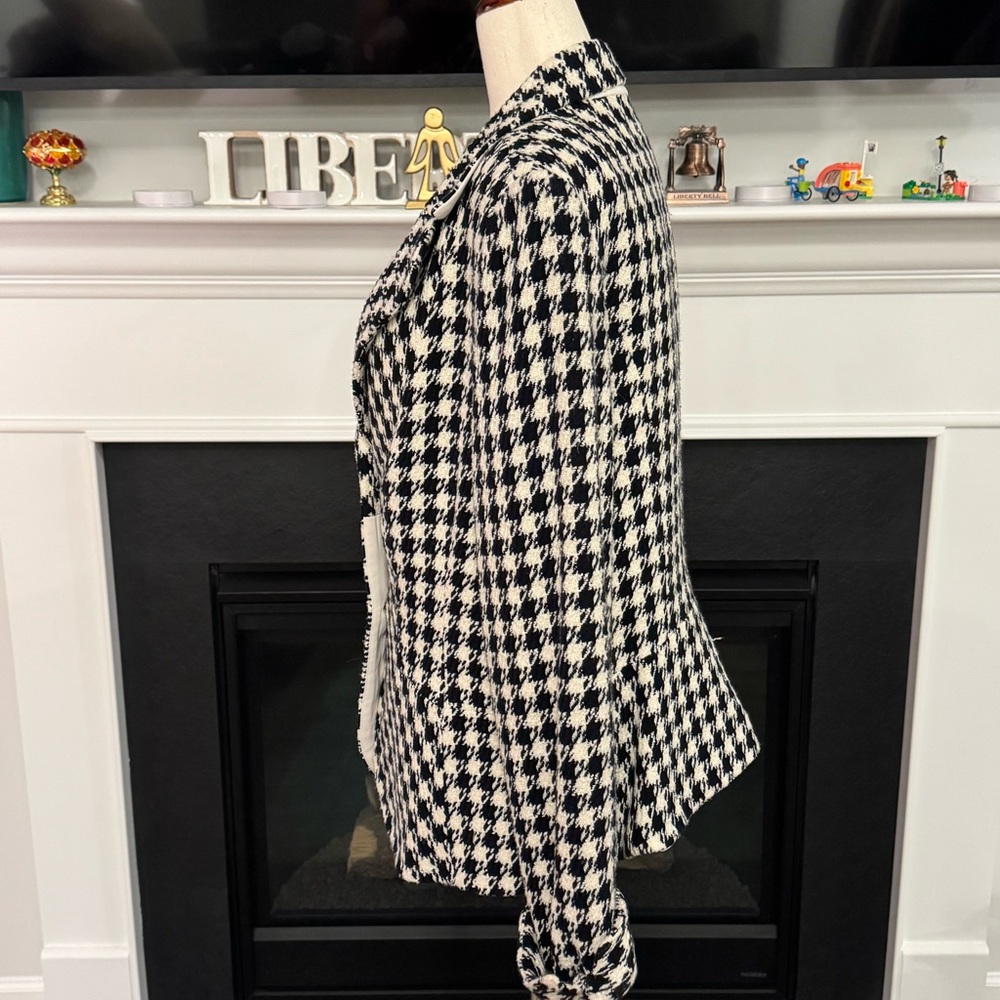 Lily & Taylor Black & Cream Houndstooth Wool Blazer – Made in USA – Size 16 - Picture 5 of 10